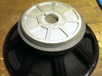 RCF L15P200-8Ohm